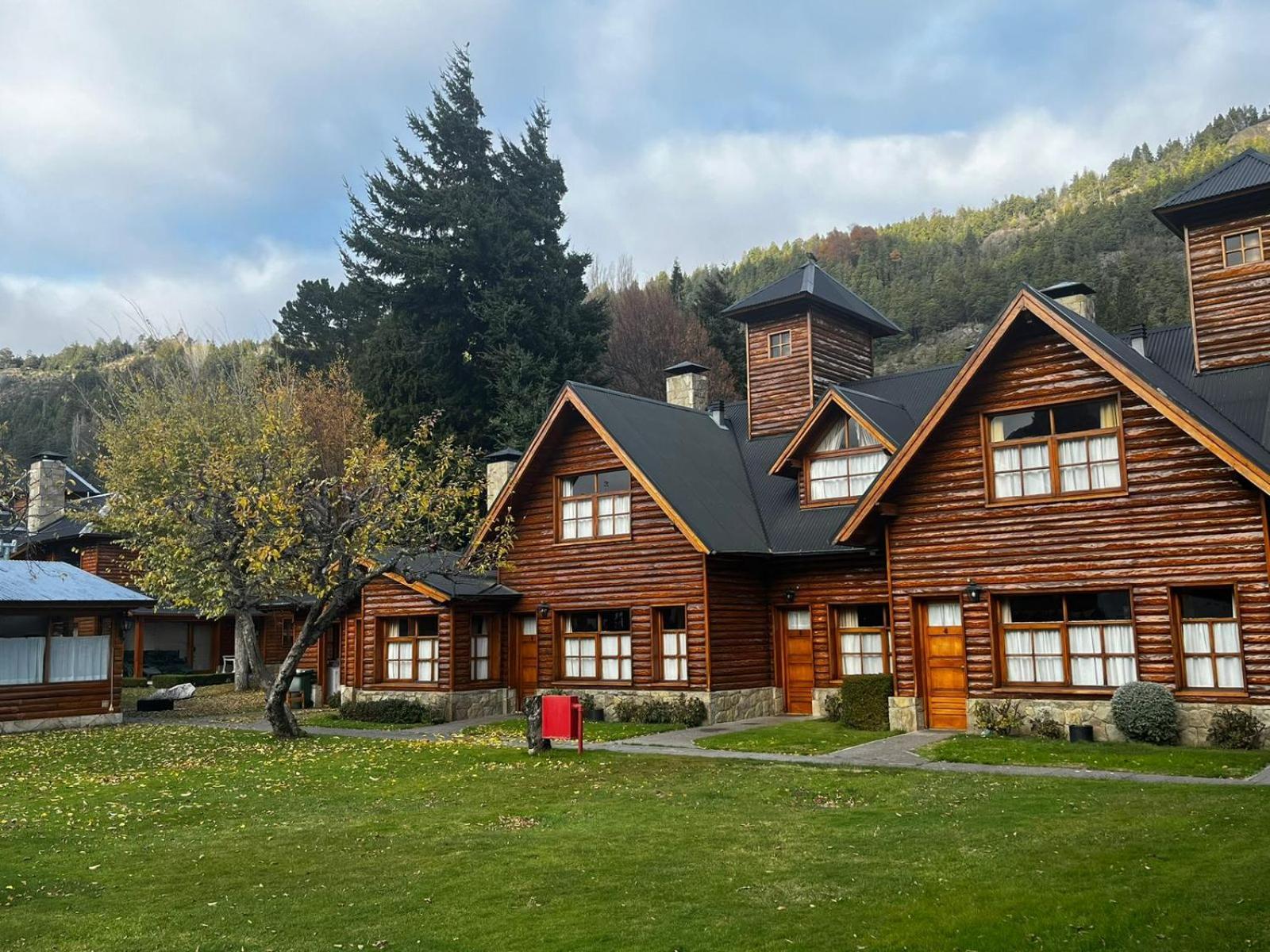 Apart Torres Del Sur San Martin de los Andes Exterior photo